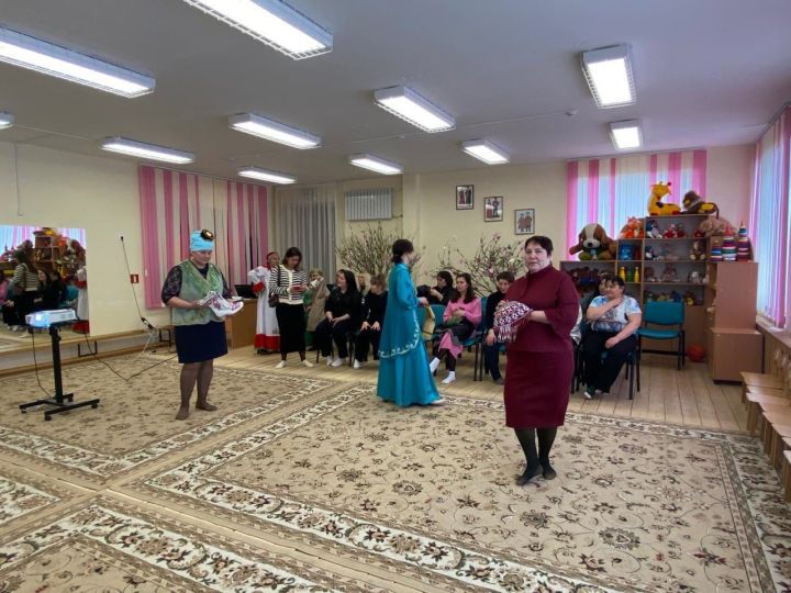 Работники районного дома культуры приняли участие в фестивале «Национальных культур»