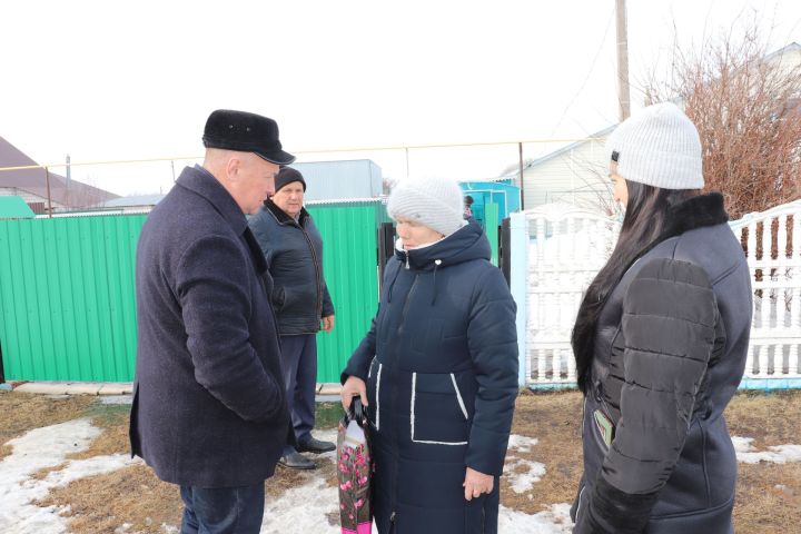 Базарлы Матакта махсус хәрби операциядә катнашучылар истәлегенә мемориаль такталар ачылды