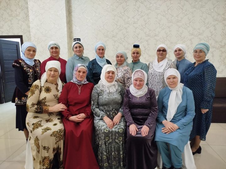 “Ак калфак” Әлки бүлекчәсенең чираттагы утырышы булып узды