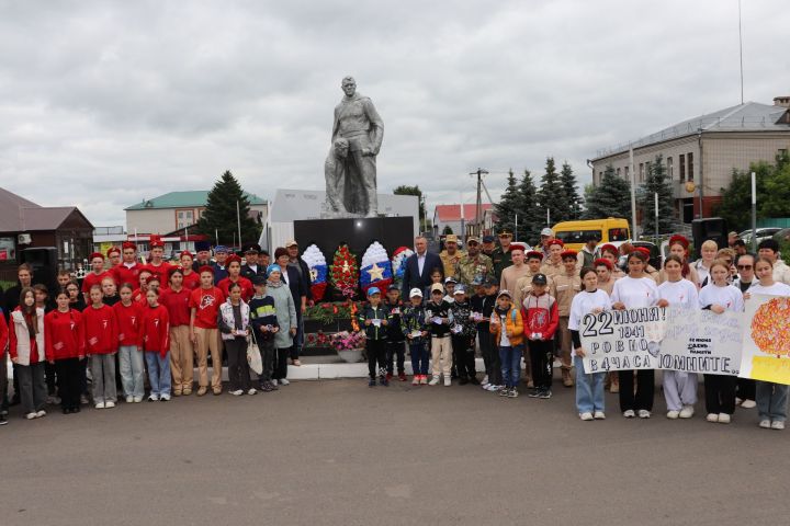 Әлки районында Хәтер һәм хәсрәт көне уңаеннан митинг үтте