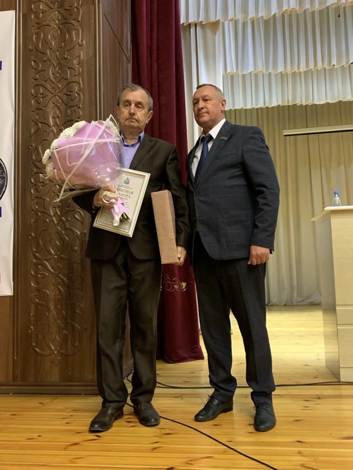 Әлки муниципаль районы Контроль-исәп палатасы рәисе Андрей Михайлович Агапов лаеклы ялга китте
