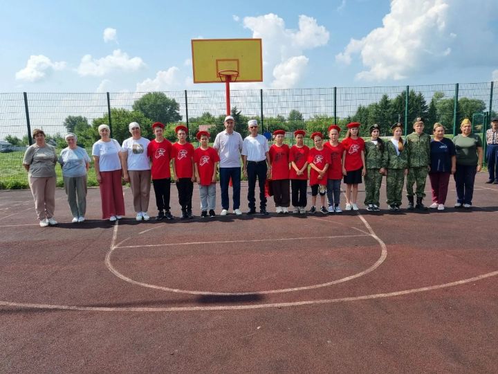 Памяти героя: прошёл баскетбольный турнир в Алпаровской школе