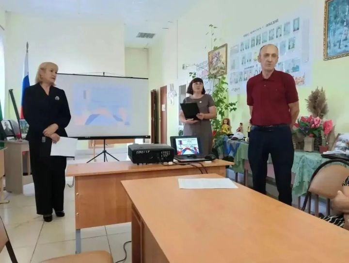 Әхмәт авылында МХОда һәлак булган сугышчыларның әниләре белән очрашу узды