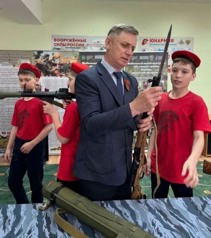 В Юхмачинской школе сохраняют память о защитниках Отечества