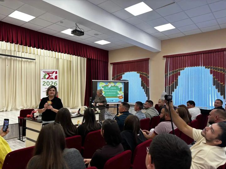 В Базарно-Матакской школе прошёл вечер встречи выпускников 20 лет спустя