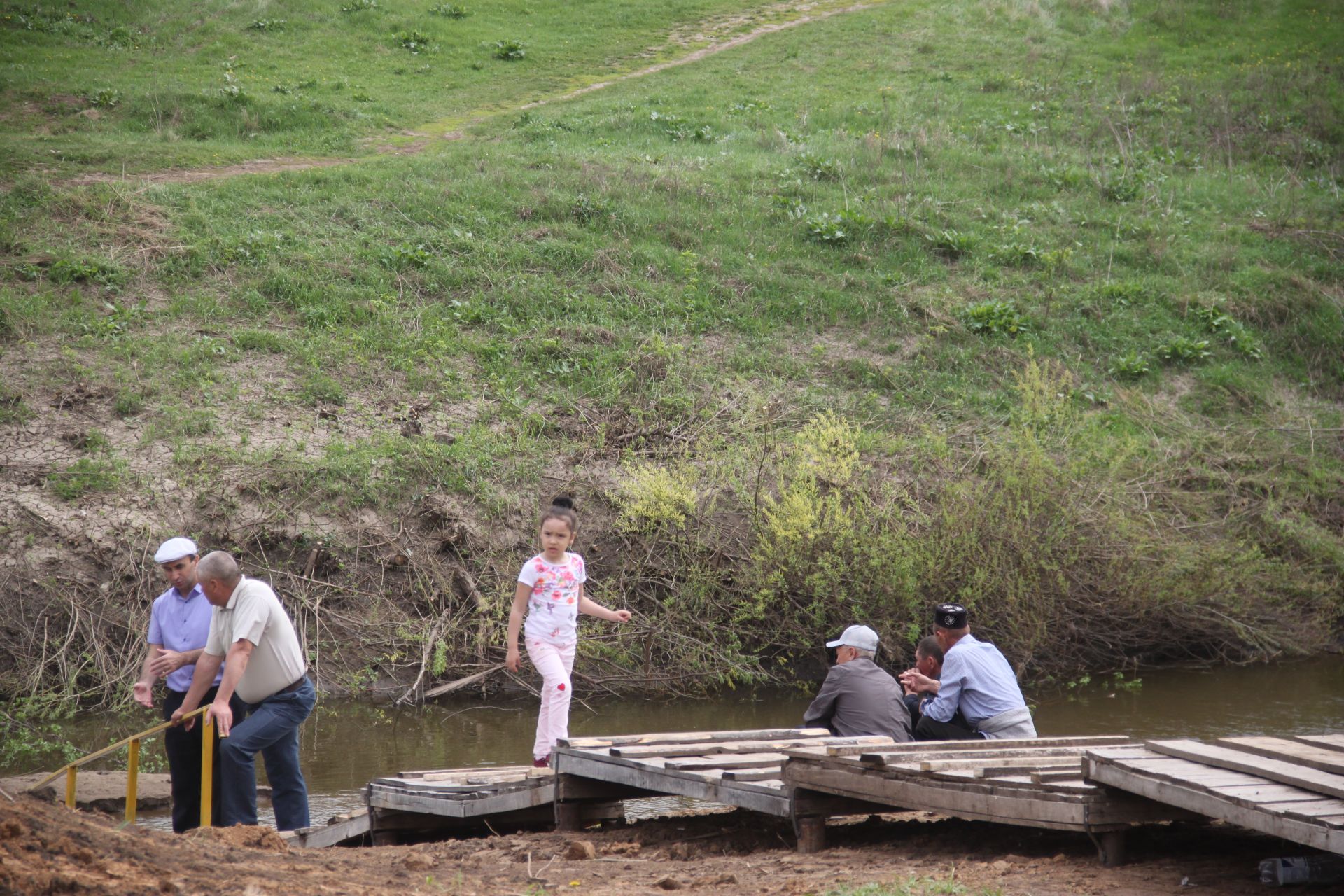 Алпар авылында Чирмешән елгасы аша салынган күпер ачтылар. ФОТО
