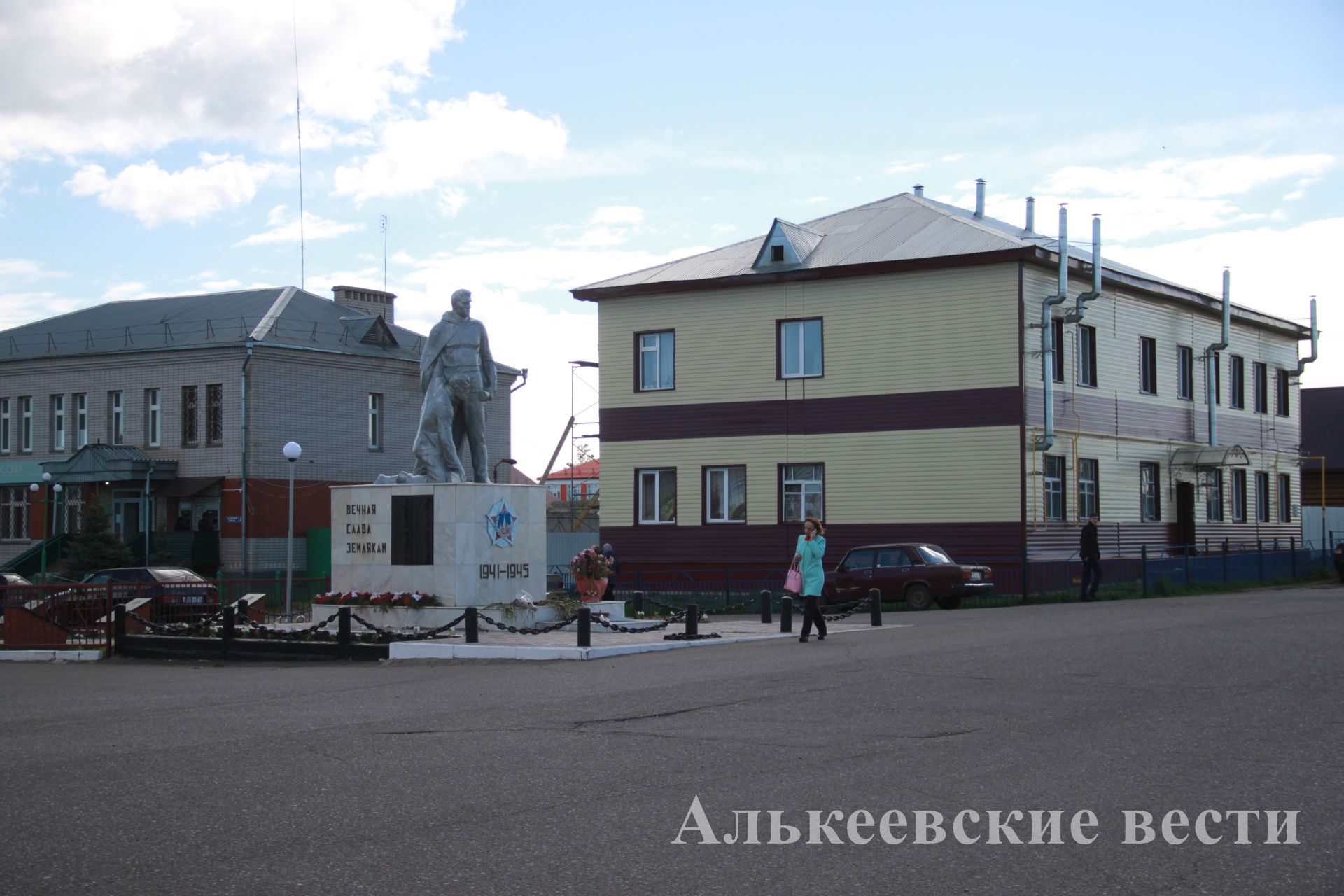 Село Базарные Матаки Алькеевский район Республика Татарстан. Базарные Матаки РДК. Базарные Матаки улицы. Базарные Матаки дом культуры.