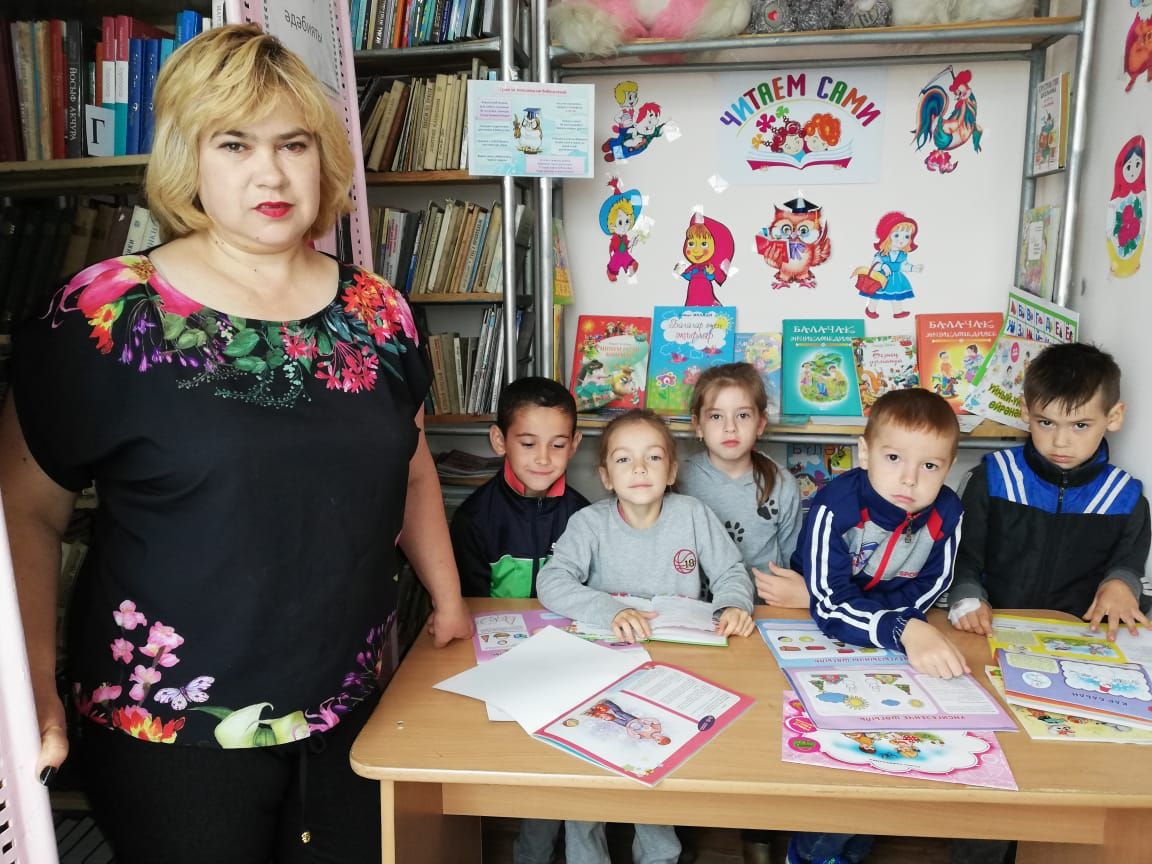 Алькеевский район: Лилия Хайруллина из Ахметьево признана "Библиотекарем года"