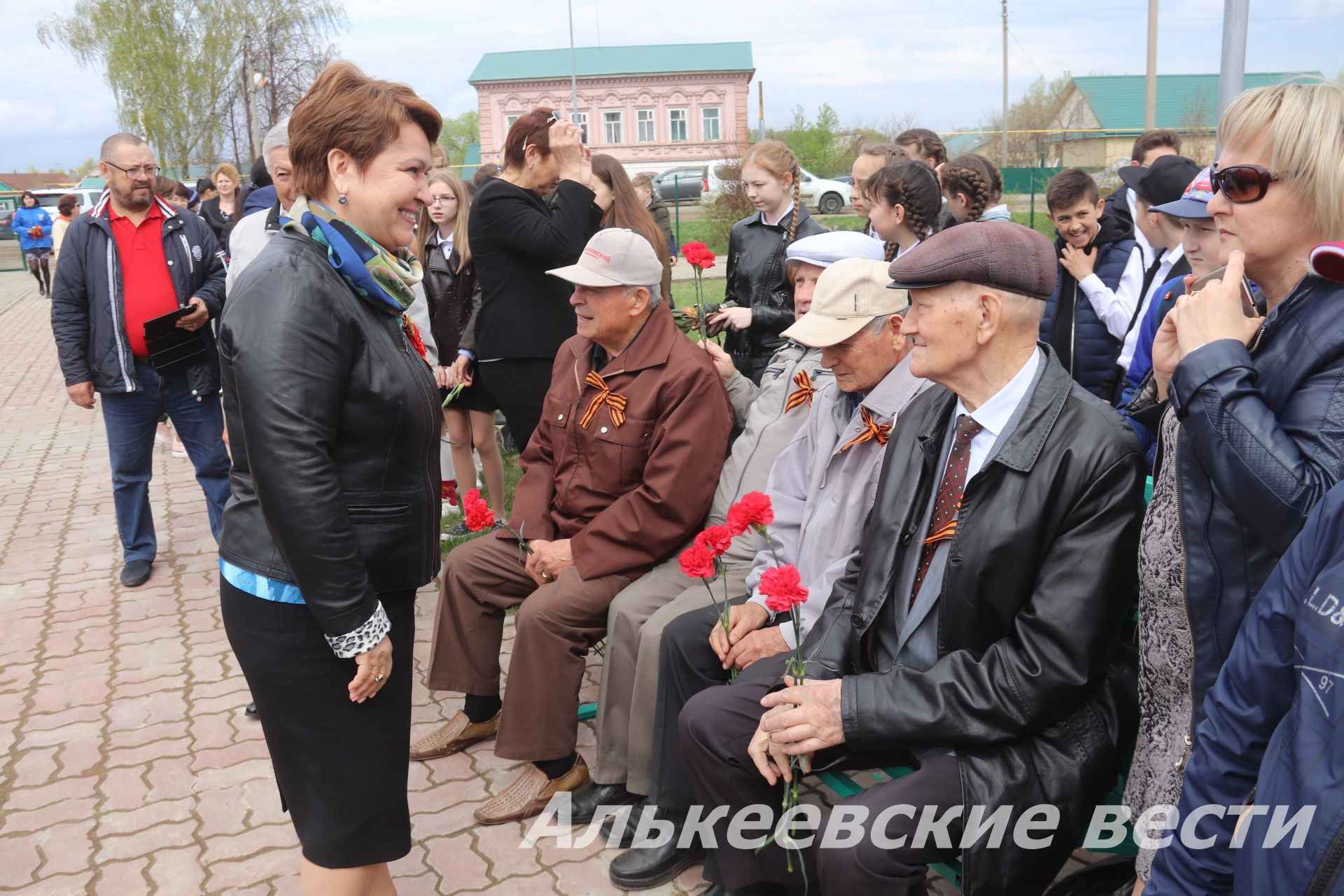 В Алькеевском районе сегодня побывала уполномоченный по правам человека в Республике Татарстан Сария Сабурская