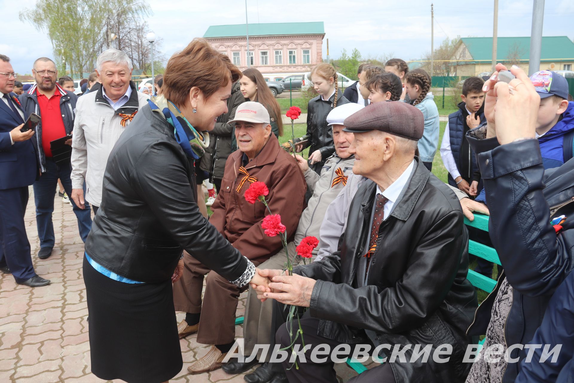 В Алькеевском районе сегодня побывала уполномоченный по правам человека в Республике Татарстан Сария Сабурская