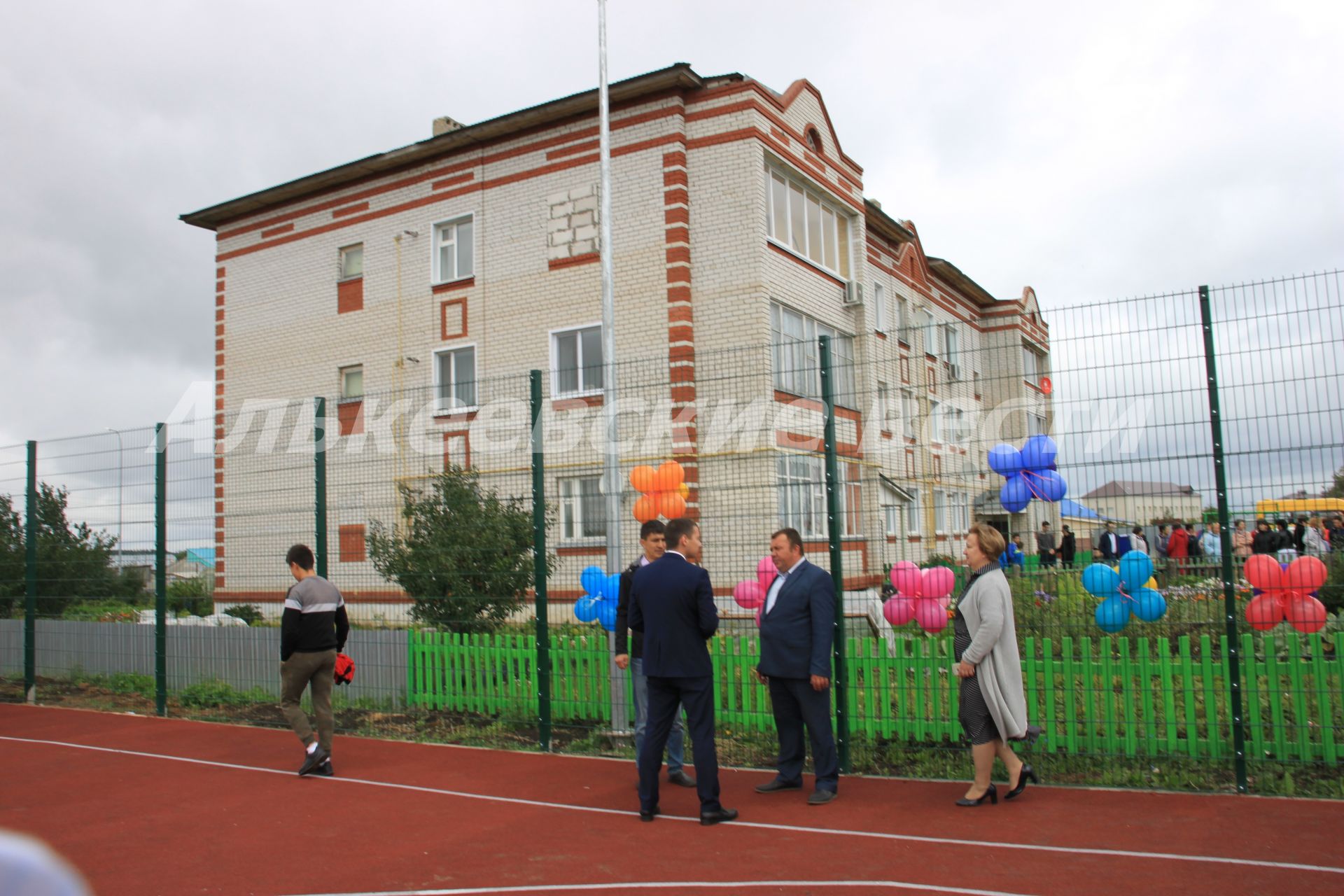 Алькеевский район: на улице Новая села Базарные Матаки появилась новая спортивная площадка