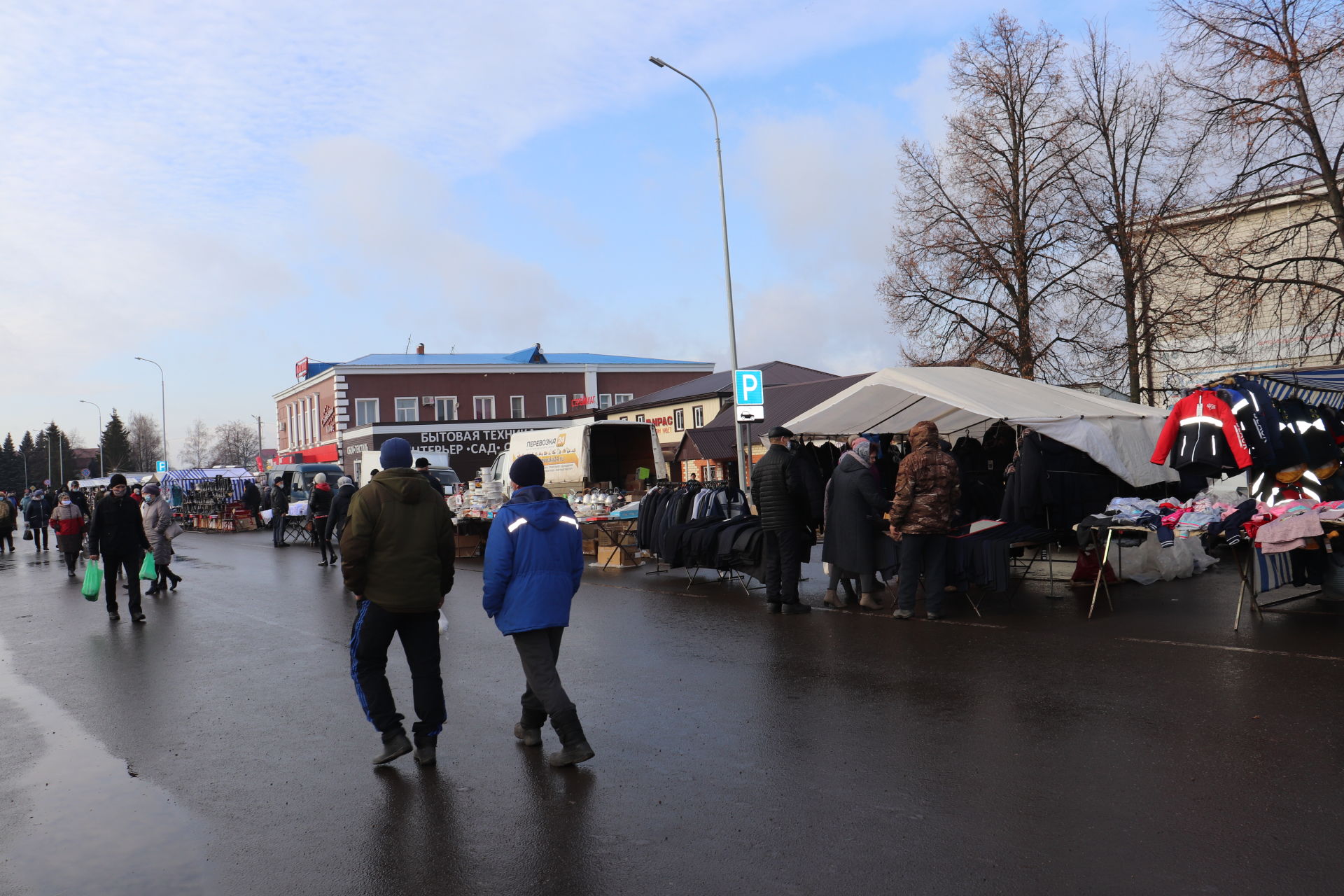 В Алькеевском районе проходит праздничная ярмарка