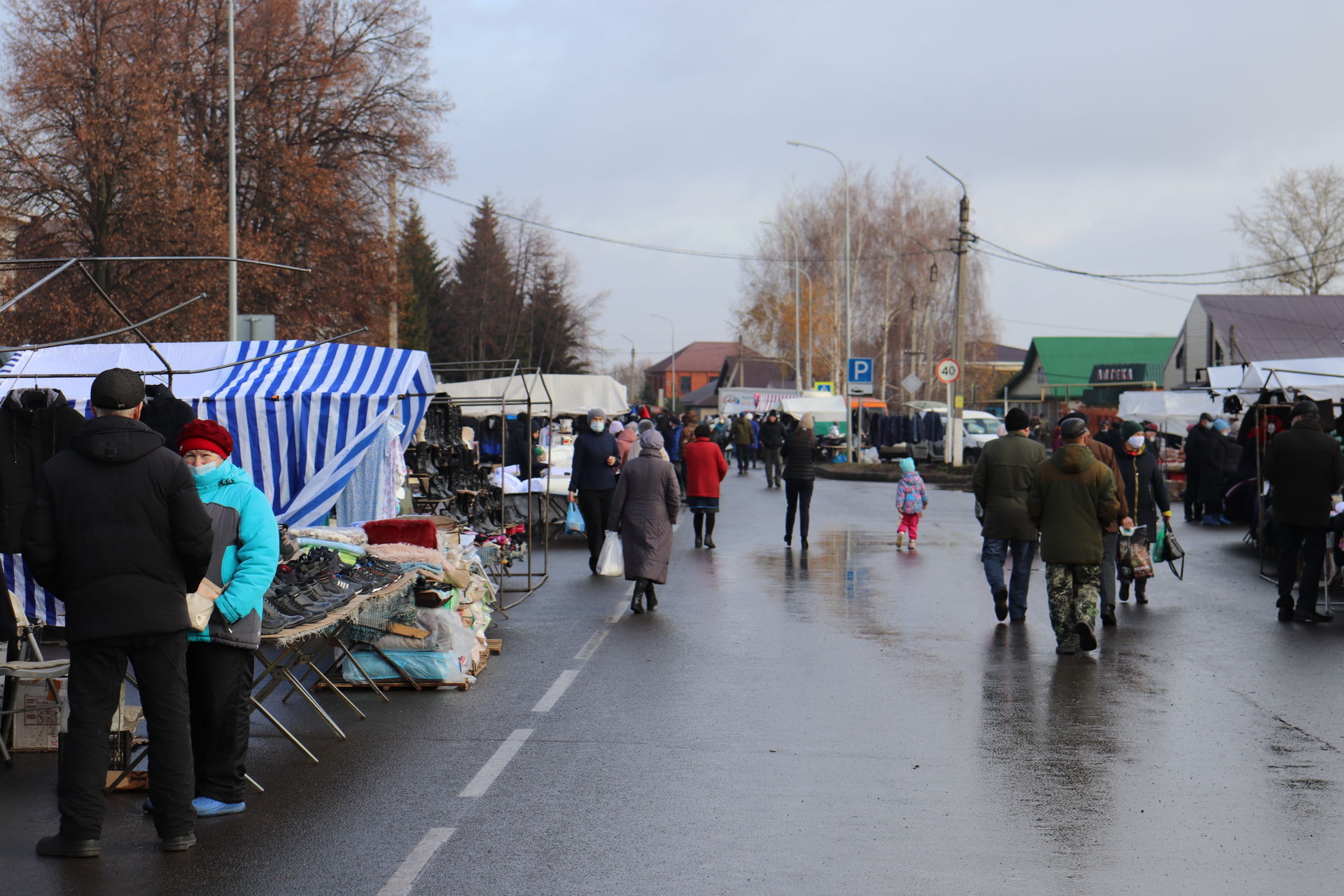 В Алькеевском районе проходит праздничная ярмарка