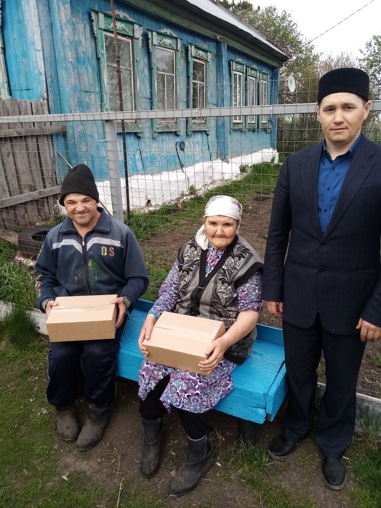 В Алькеевском районе мусульманам доставили 100 продуктовых наборов для ифтара