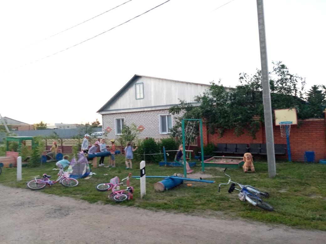 В Алькеевском районе пенсионеры соорудили игровую площадку