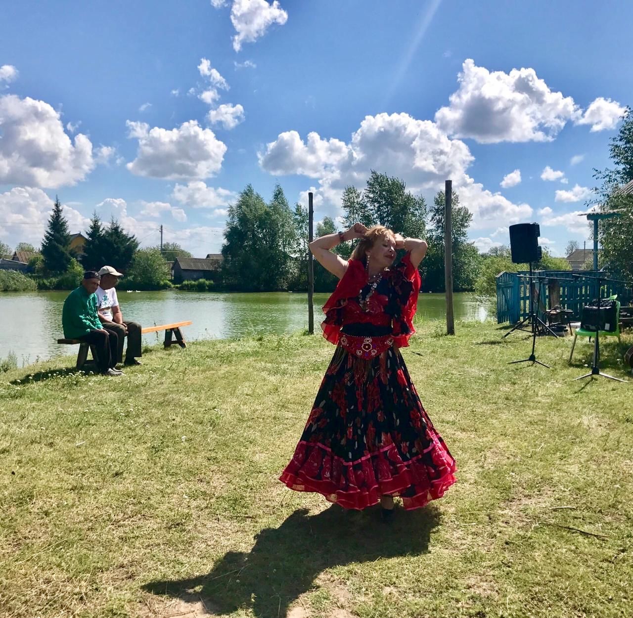 Алькеевский район: в деревнях, где нет клубов, организуются концерты