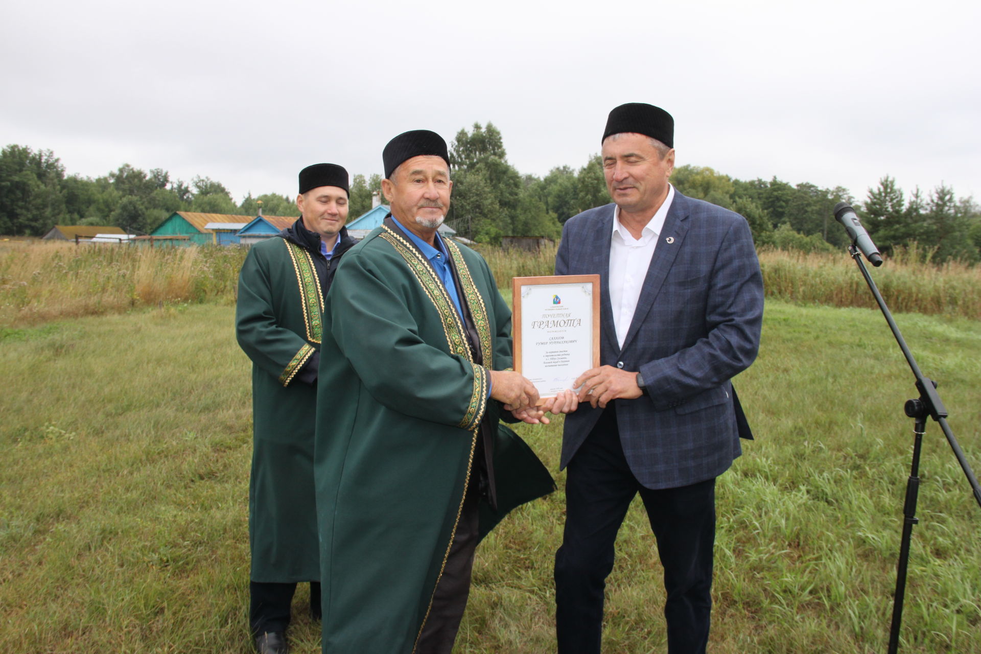 Абдул салманы. Абдул Салманы Алькеевский район. Деревня Салман Татарстана. Абдул Салманы Алькеевский район зират. Алькеевский район старый Салман Татарстан.