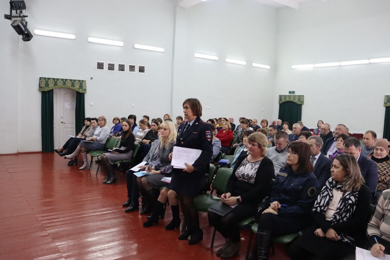 В Алькеевском районе состоялось заседание по делам несовершеннолетних