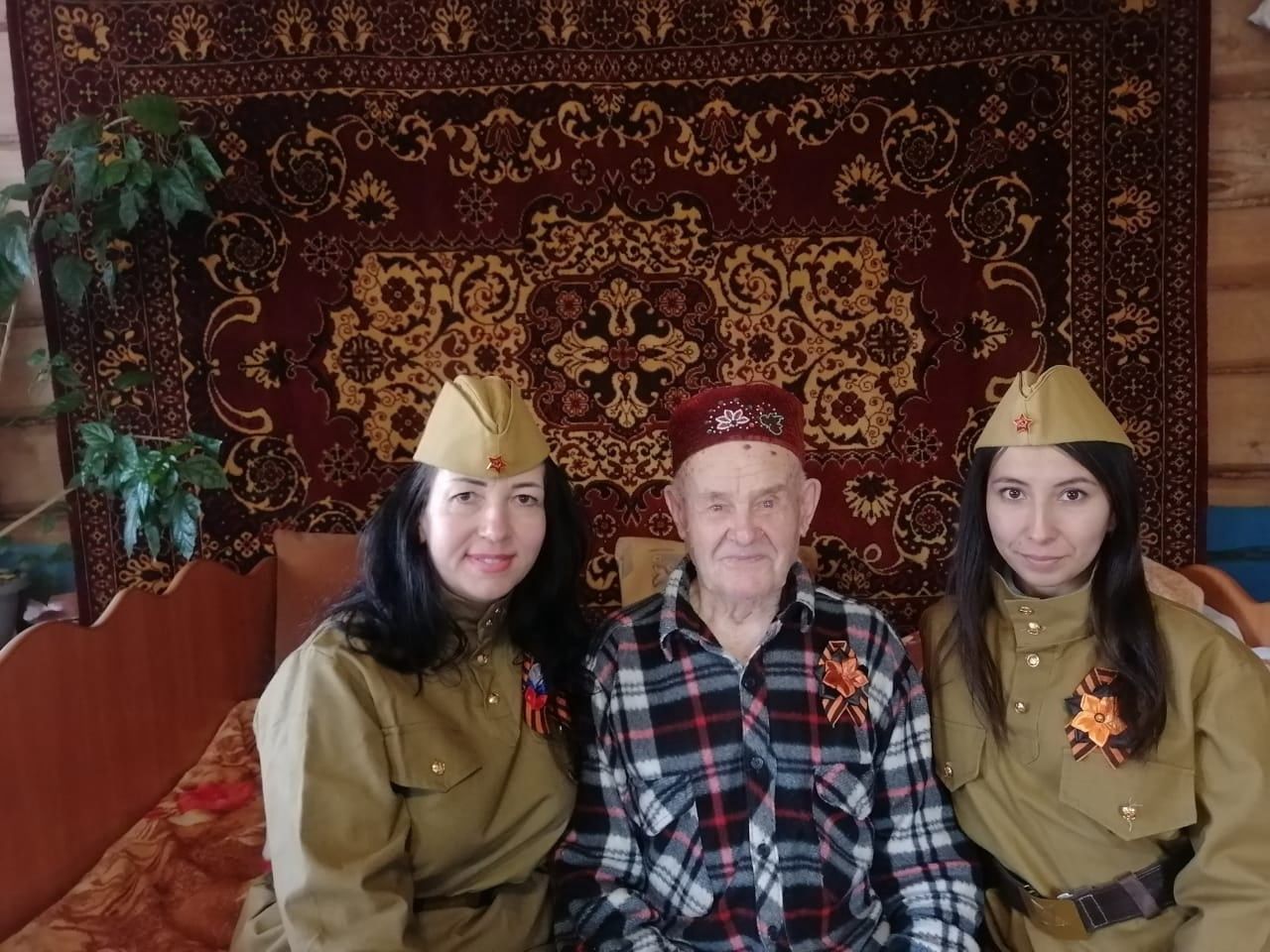Акция  "Георгиевская ленточка" в Новом Ямкино проходит всегда трогательно