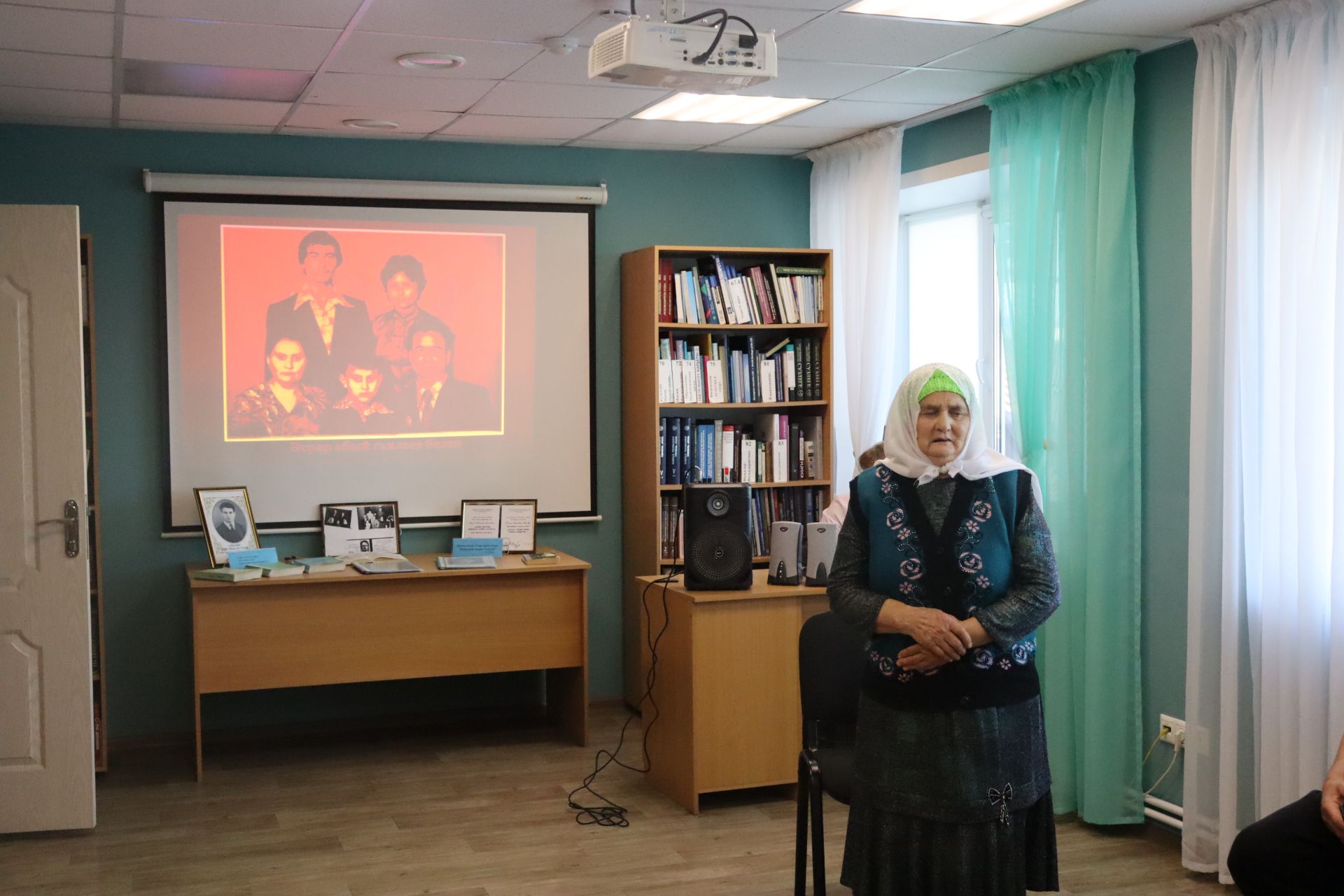 Үзәк китапханәдә Әсрар Гали истәлегенә багышланган кичә узды