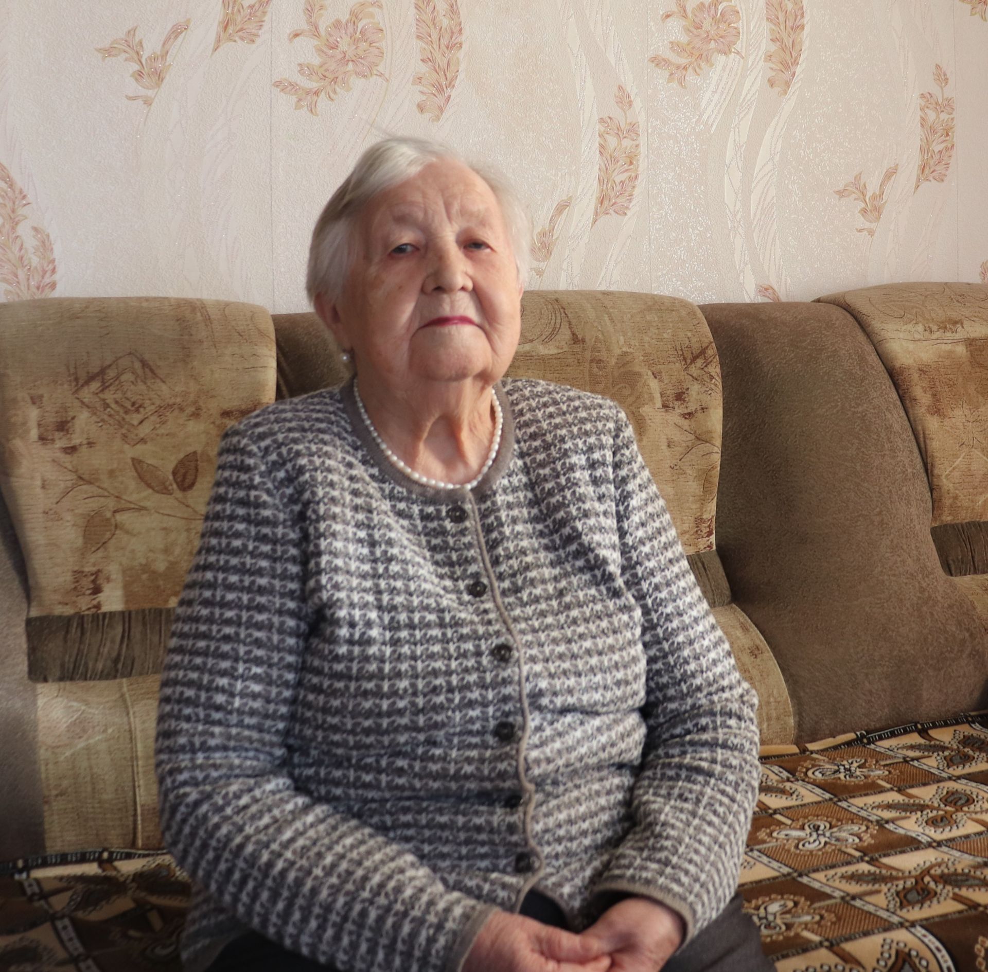 90 нчы яшен тутырып килүче Айсылу Исмәгыйлева озын гомерле булуның серен әйтте