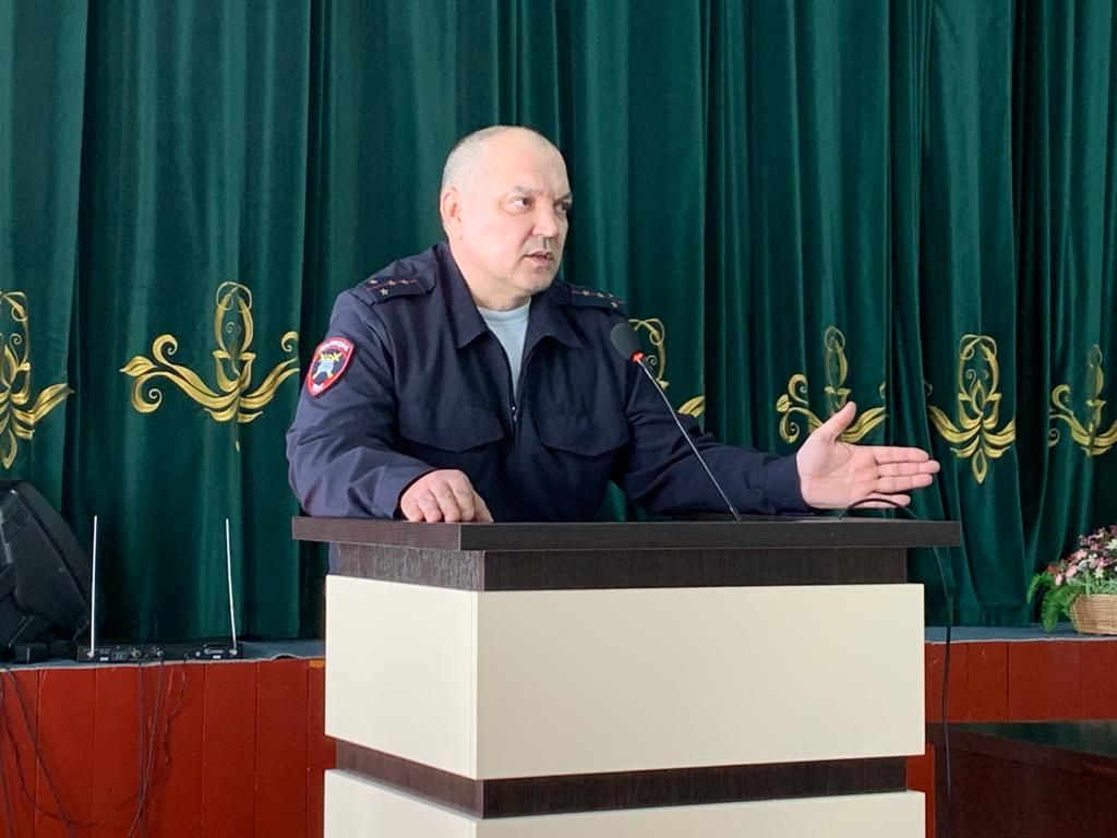 Автобусларда балаларны куркынычсыз йөртү буенча  җитди сөйләшү булды