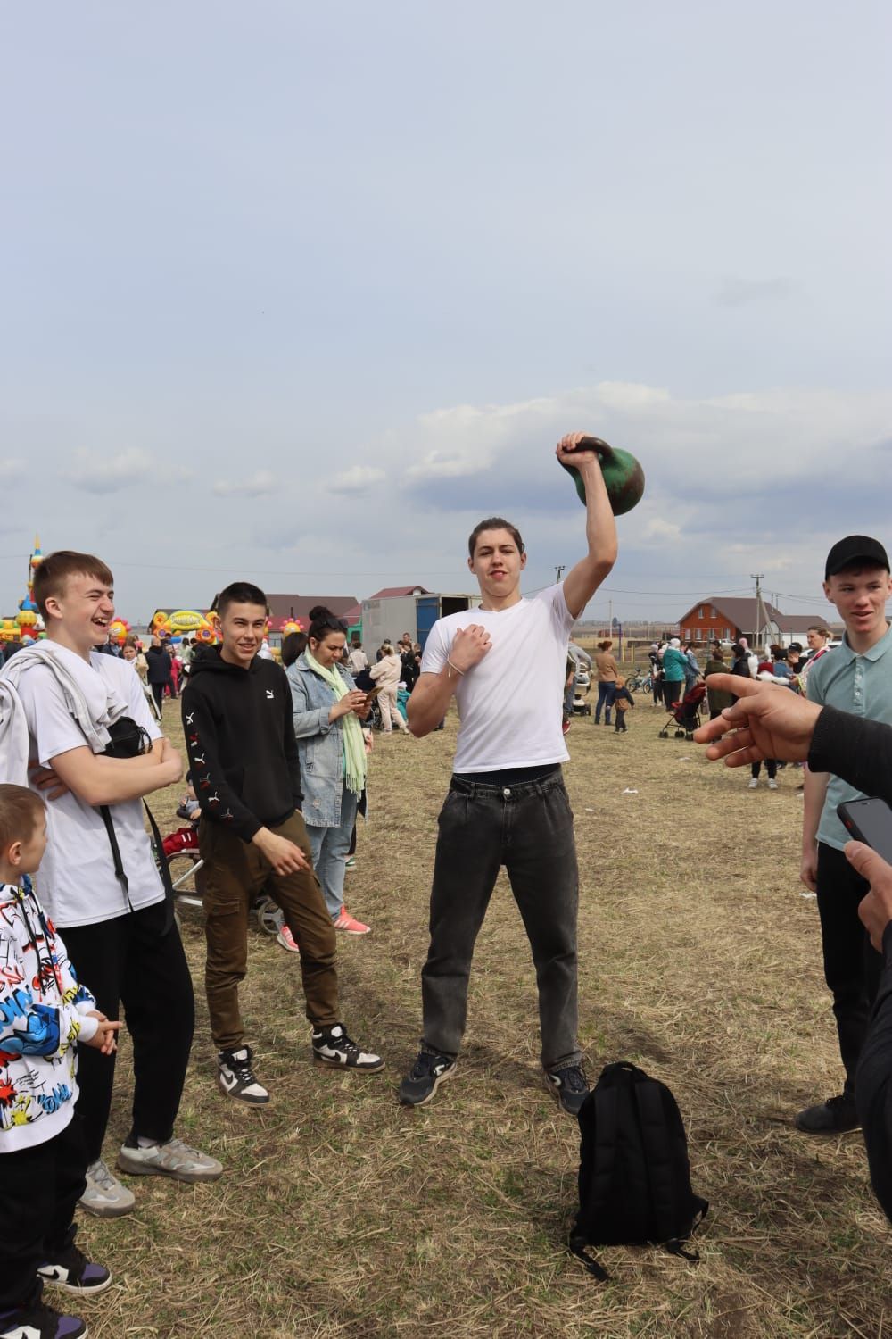 Базарлы Матактагы Өмет мәчете янында гаилә бәйрәме үтте