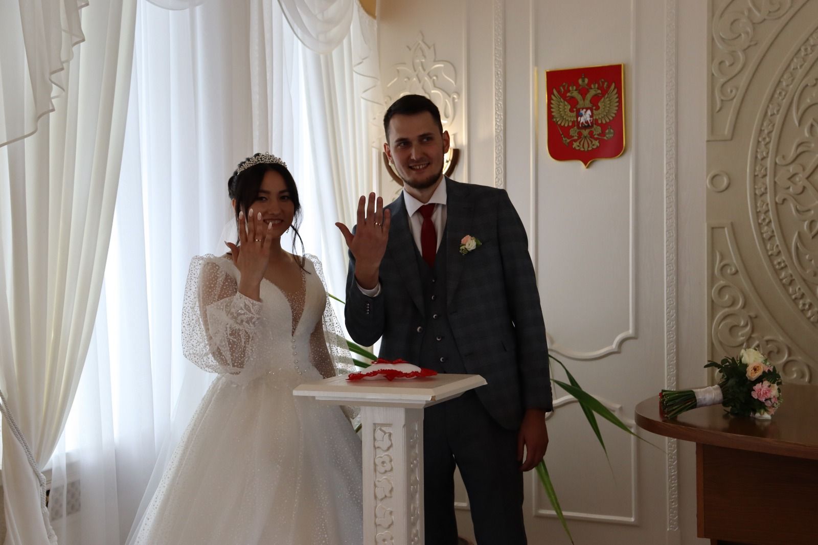 Әлки районының ЗАГС бүлегендә Ринас Гарипов һәм Алсу Җәләлетдинова тантаналы төстә язылыштылар