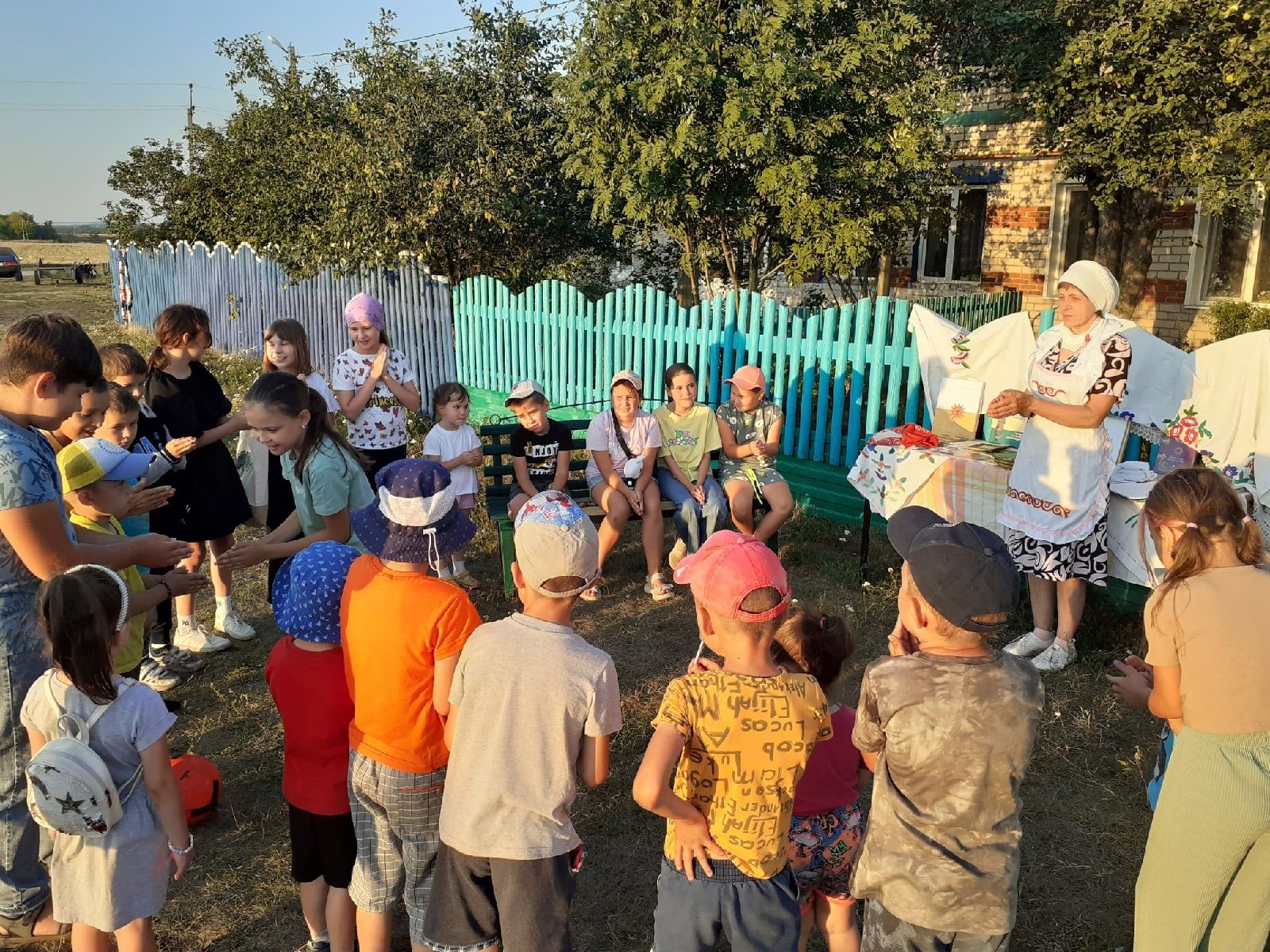 Ташбилге авылында балалар белән кичке уеннар оештырдылар