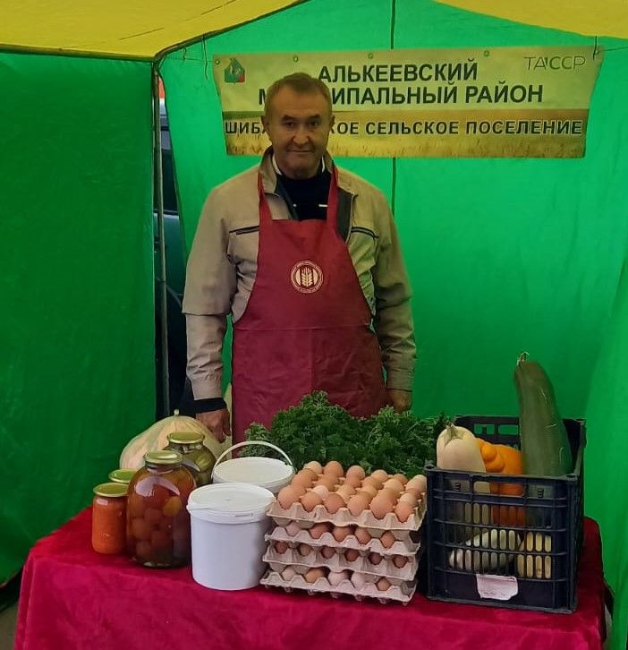 Әлки районы Дәрвишләр бистәсендә ярминкәдә сату итте
