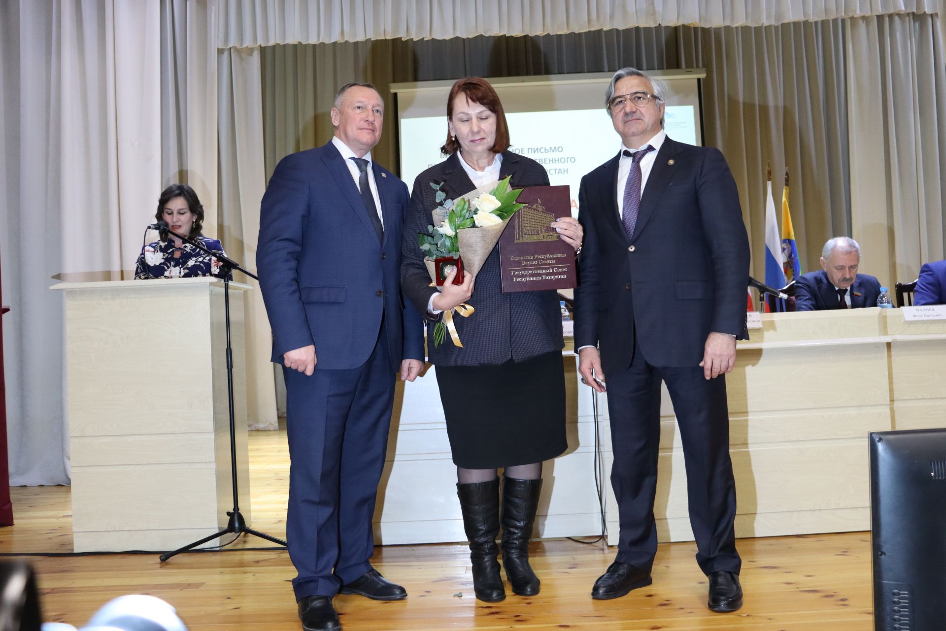 Район мәдәният йортында дүртенче чакырылыш Әлки муниципаль район Советының ХХVIII утырышы булды