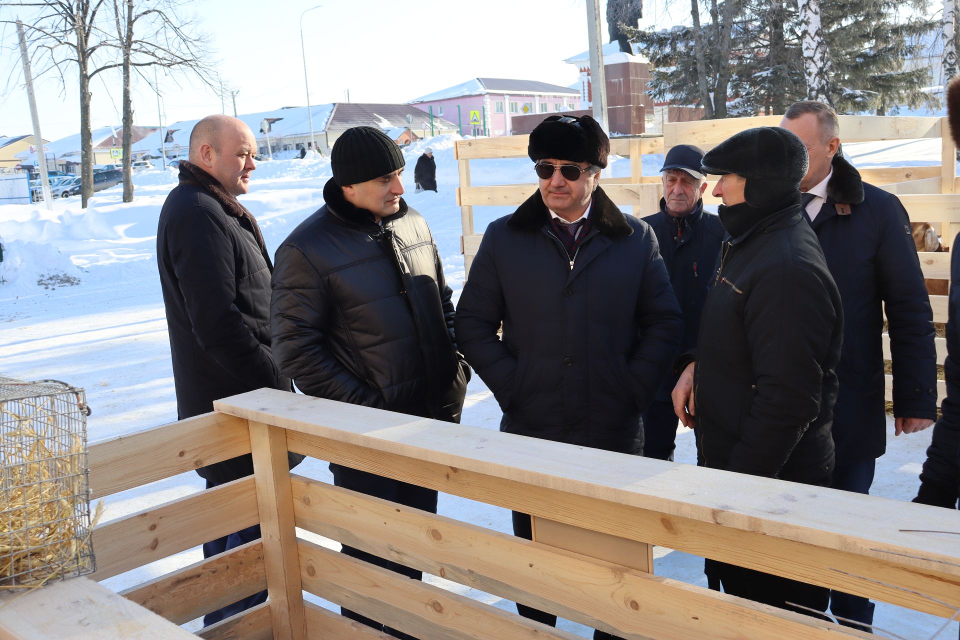 Күп еллар дәвамында Иске Матакта Петр Бравков куян үстерү белән шөгыльләнә