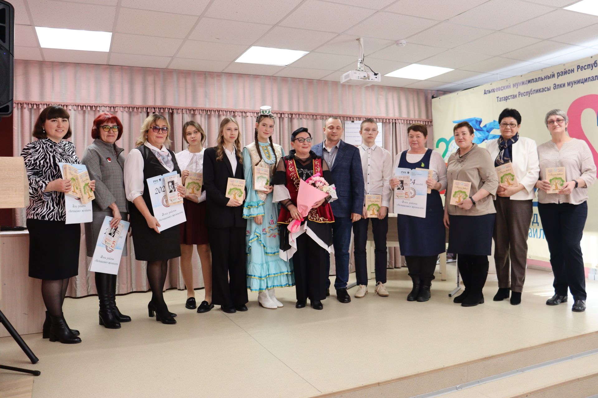 Нәби Дәүли исемендәге Базарлы Матак гимназиясендә Дәрдемәнд истәлегенә чара узды