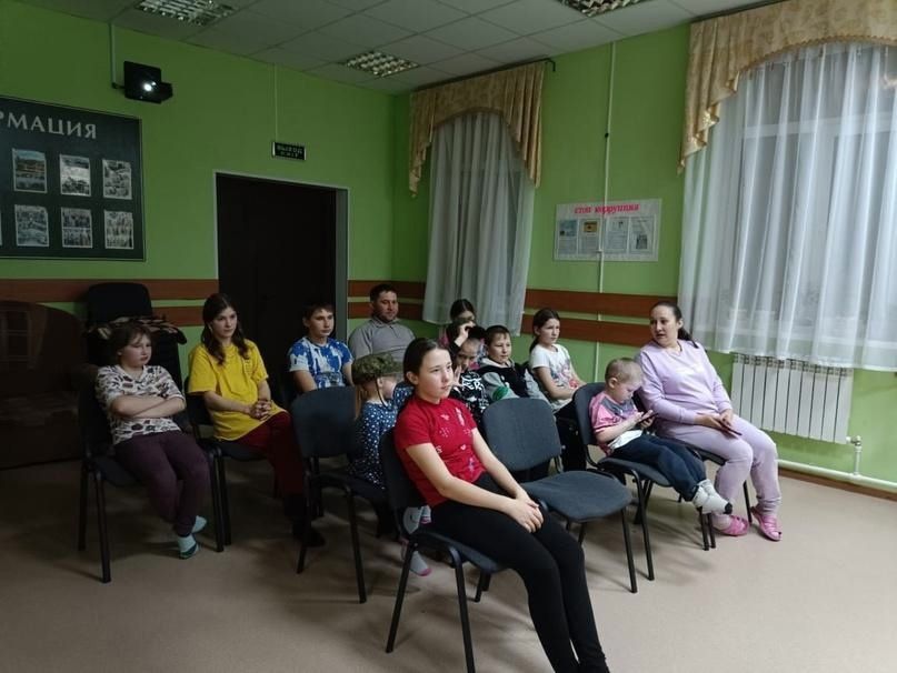 Яңа Әнжерә авылы клубында «Әкиятләр илендә» дигән кичә узды.