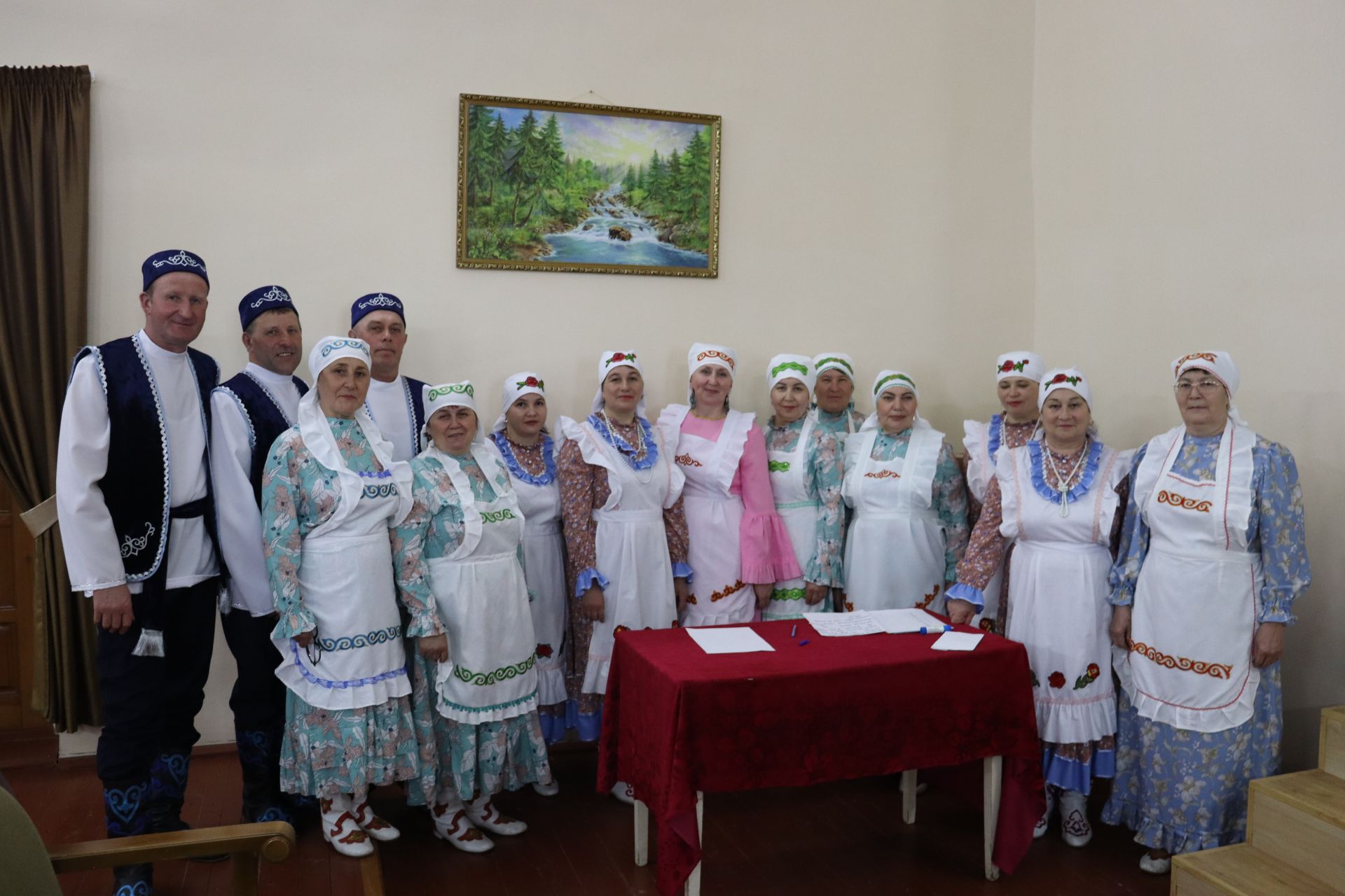 Алпар авылында “Милли хәзинә” дип исемләнгән фолк-батл үтте