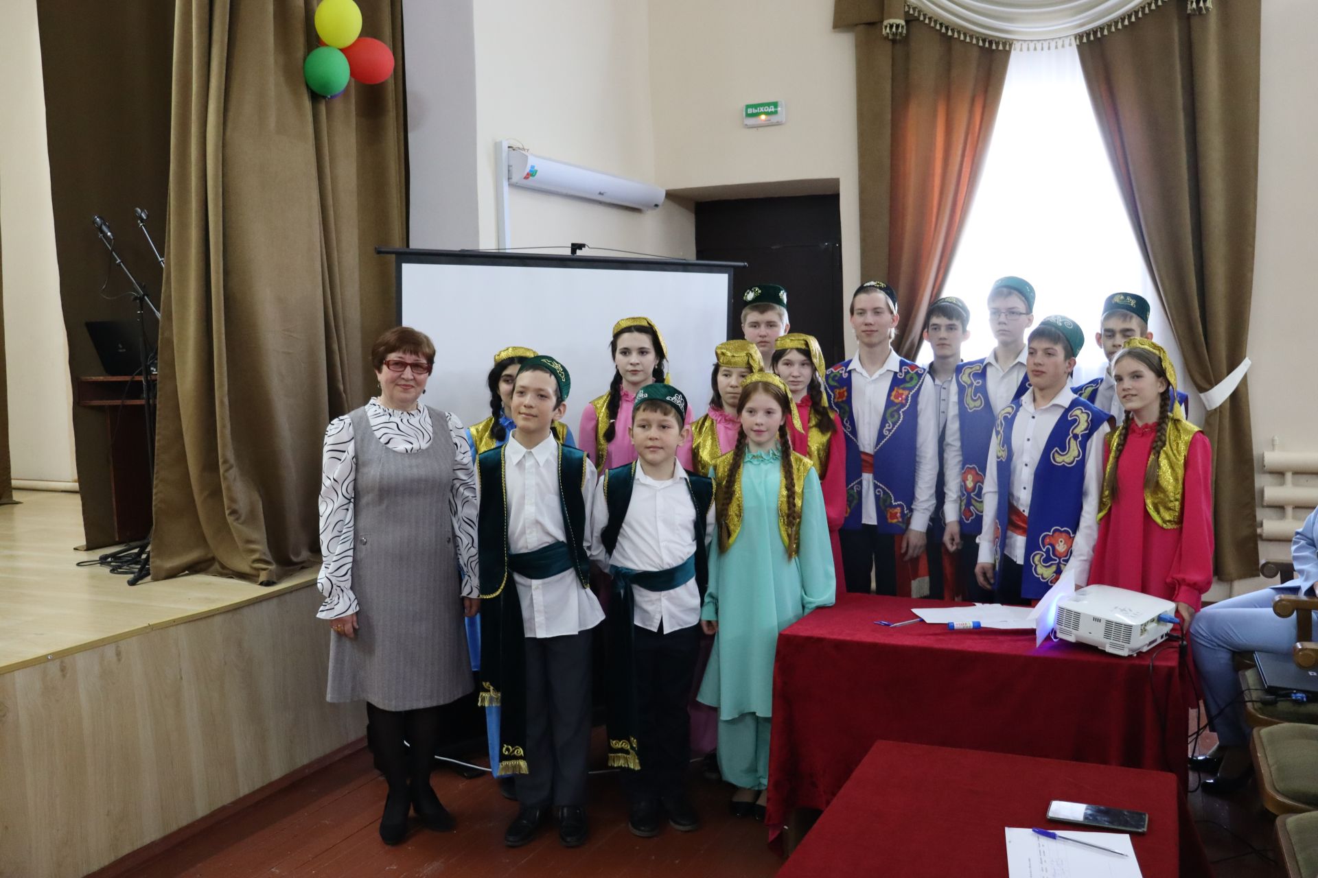Алпар авылында “Милли хәзинә” дип исемләнгән фолк-батл үтте