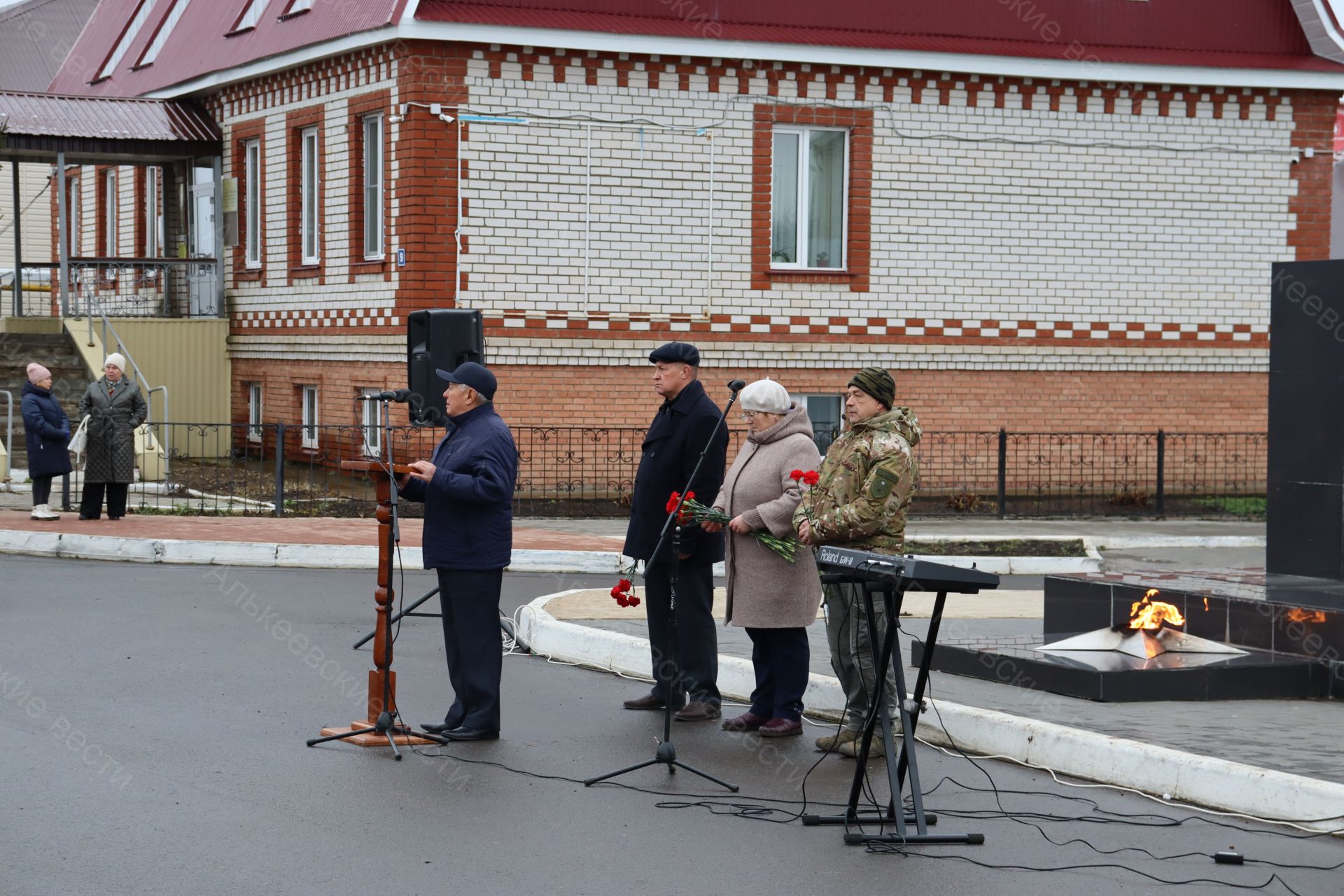 Әлки районында Билгесез солдат көненә багышланган митинг узды