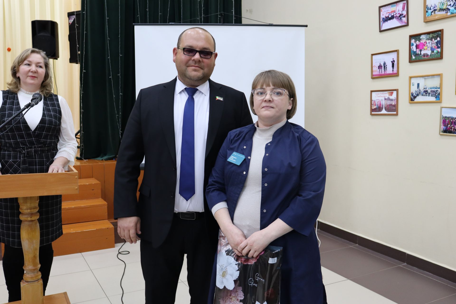 Рәмзил Әхмәдиев Ташбилге авыл җирлегендә 2024 елда башкарылган эшләре буенча халык алдында хисап тотты