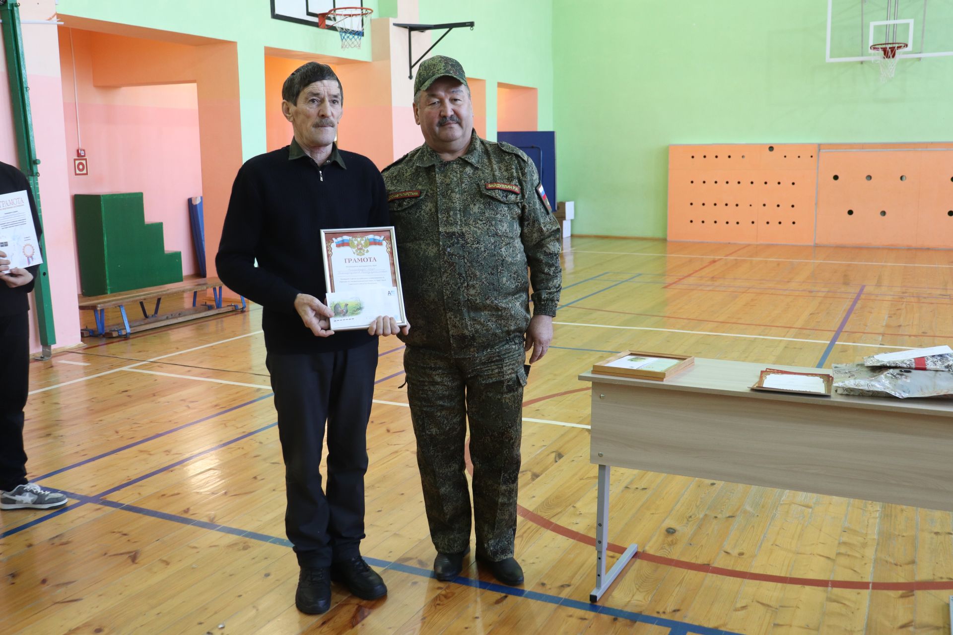 В гимназии имени Наби Даули прошли соревнования по стрельбе из пневматической винтовки