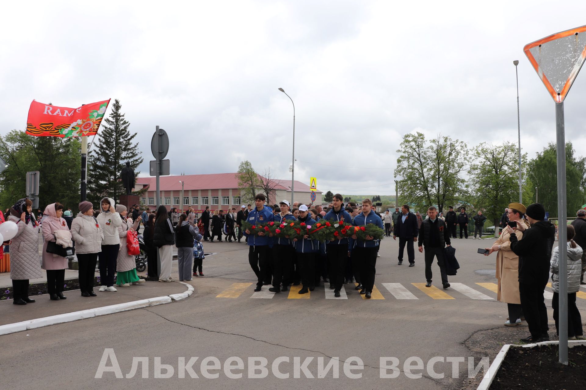 Әлки районында Бөек Җиңү көнен билгеләп үттеләр