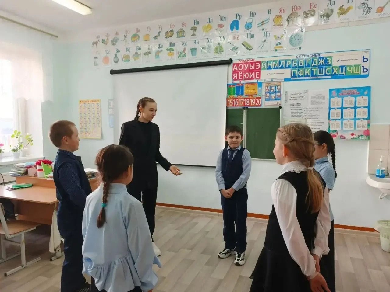 Учителя из Алькеевского района стали победителями выплаты “Наш новый учитель”