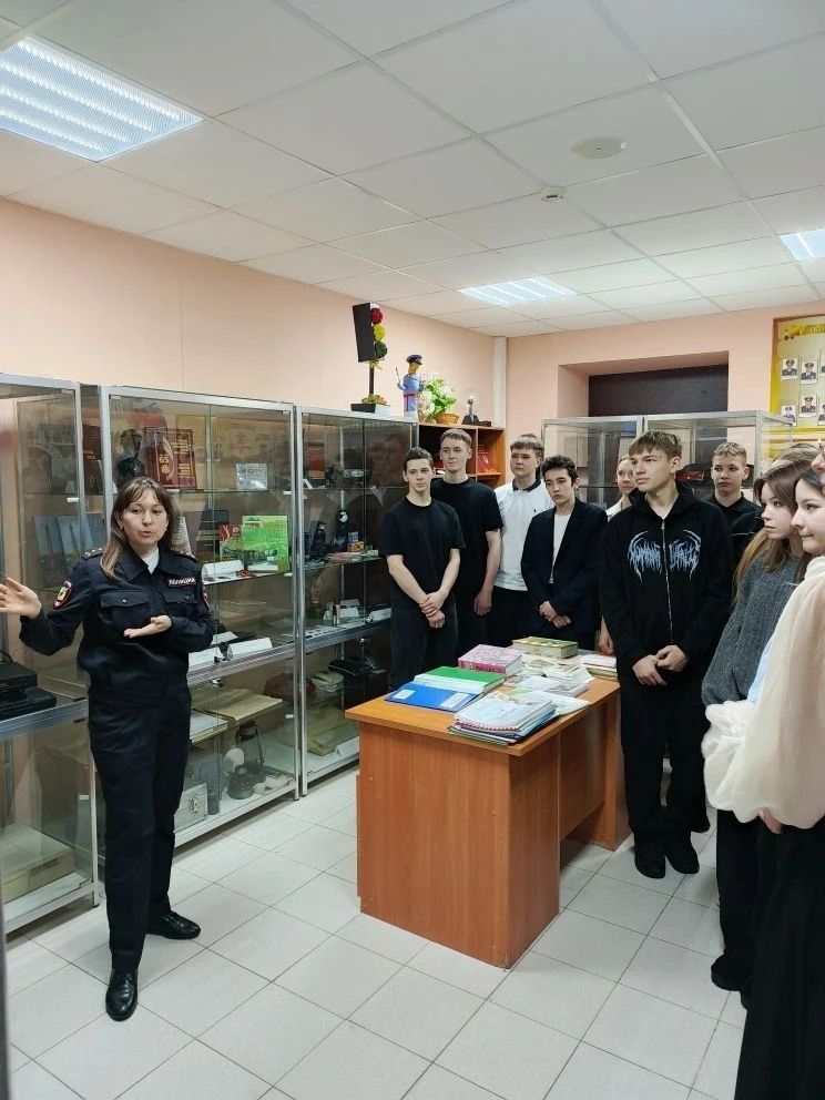 России Россия Эчке эшләр министрлыгының Әлки районы буенча бүлекчәсендә  Ачык ишекләр көне узды