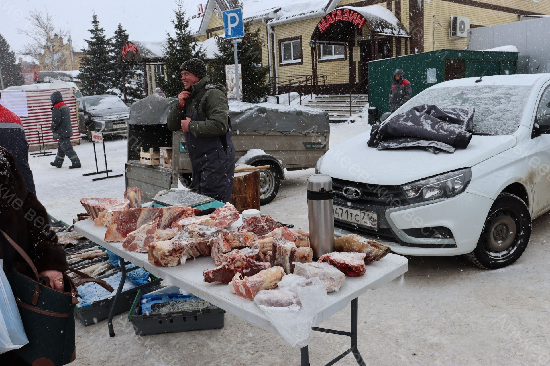 Базарлы Матак үзәгендә Май чабу бәйрәме уңаеннан ярминкә оештырылды