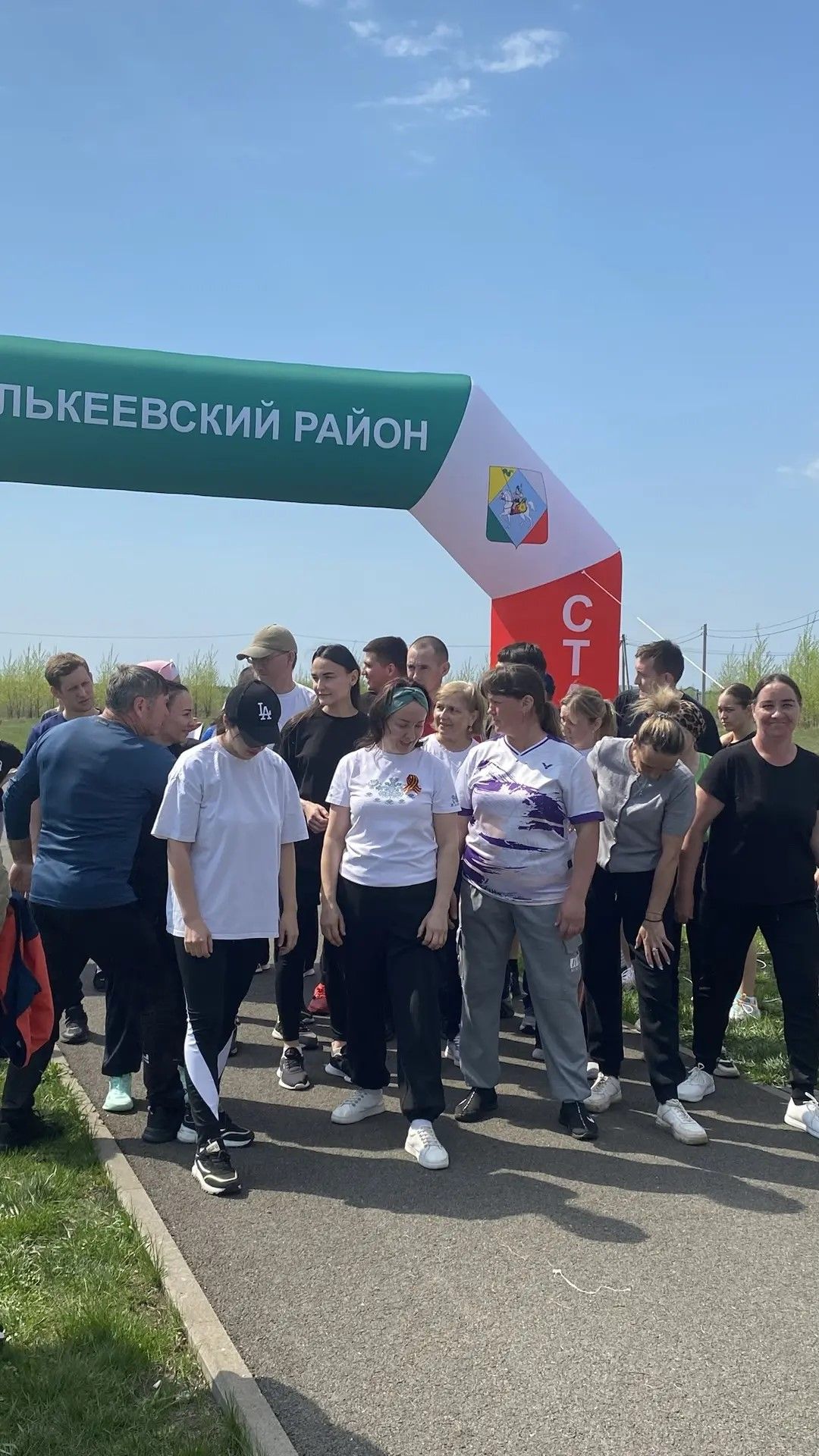 В Алькеевском районе прошел легкоатлетический кросс в честь праздника 9 мая