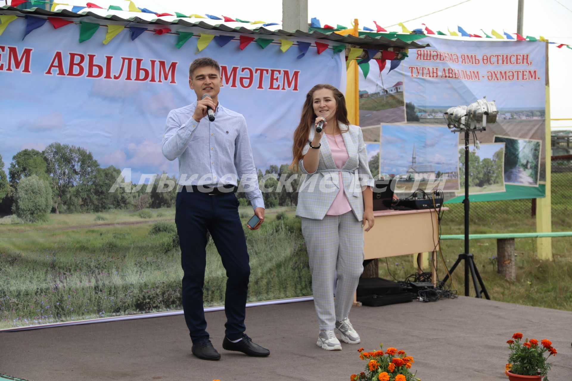 В Ахметьево отметили юбилей школы, провели день села, открыли после благоустройства родник.