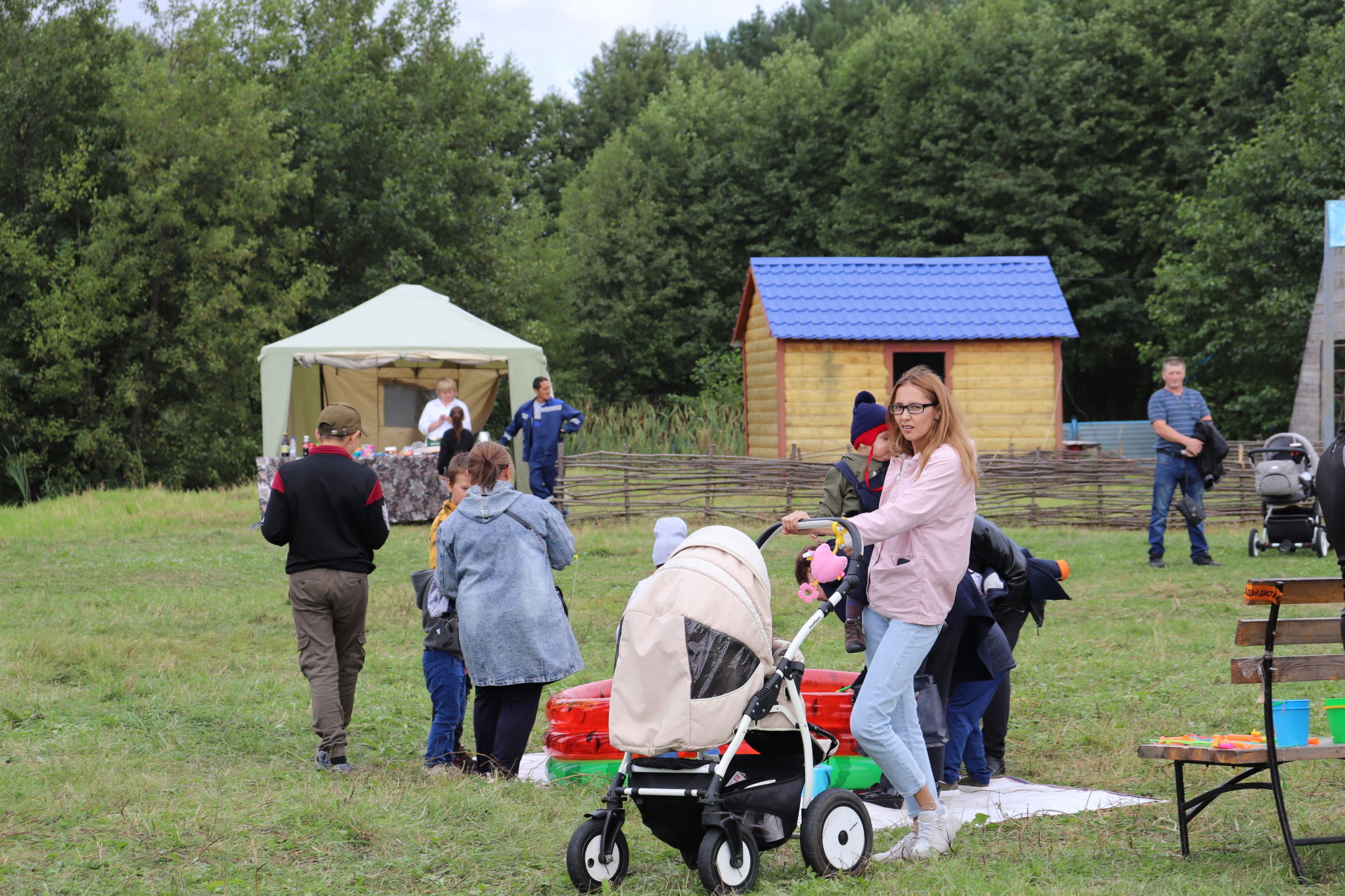 Әлки районның 90 еллыгы һәм Республика көне