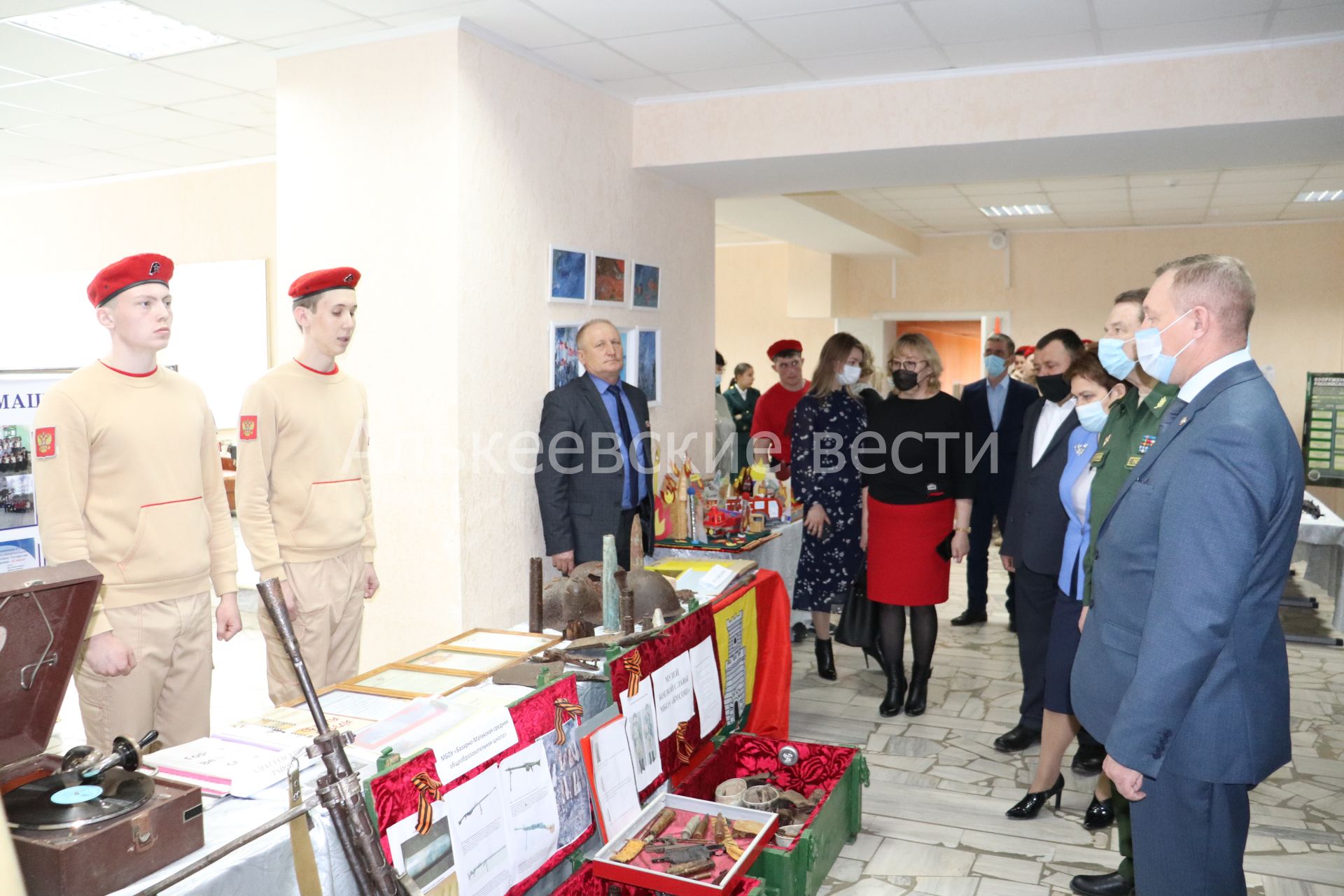 Сергей Погодин һәм Сәрия Сабурская Әлки районында