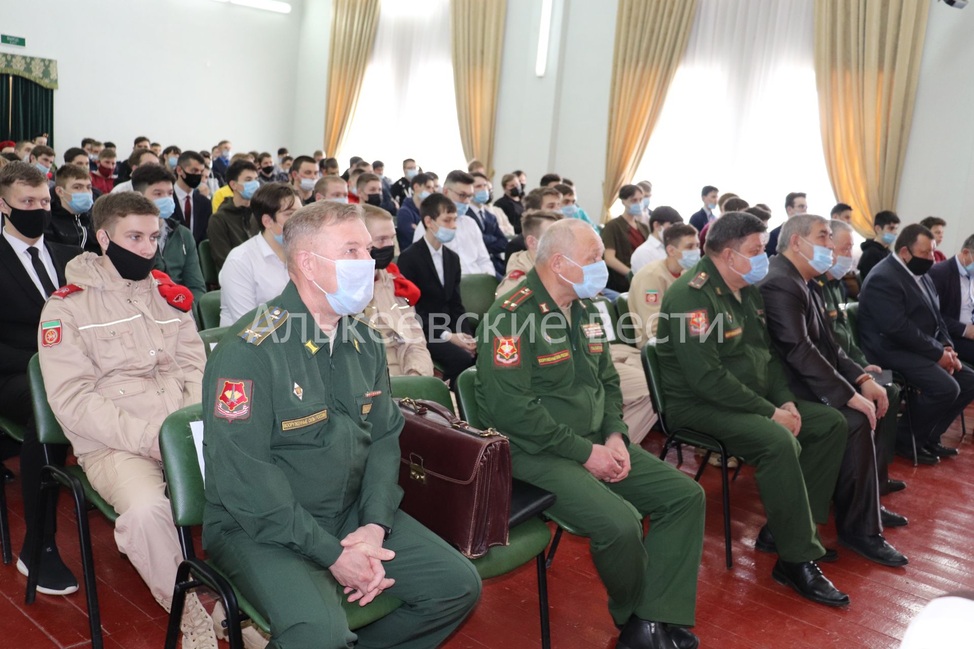 Сергей Погодин и Сария Сабурская в Алькеевском районе