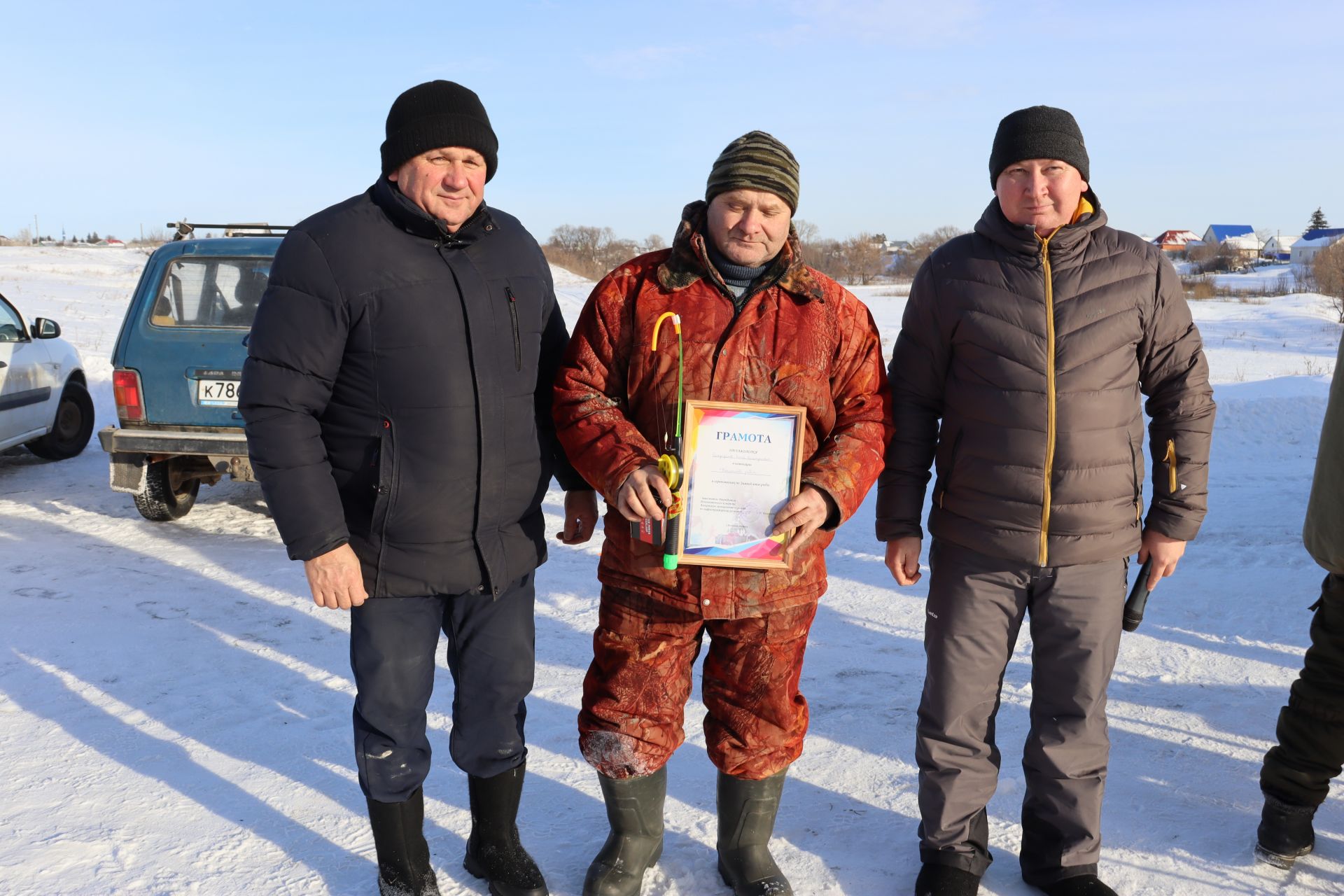 Соревнование по подледному лову рыбы