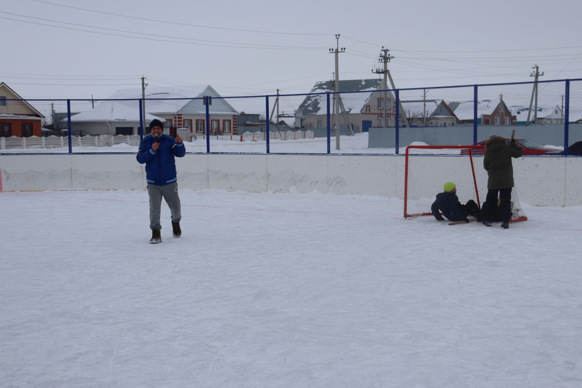 Футбол на льду среди молодежи